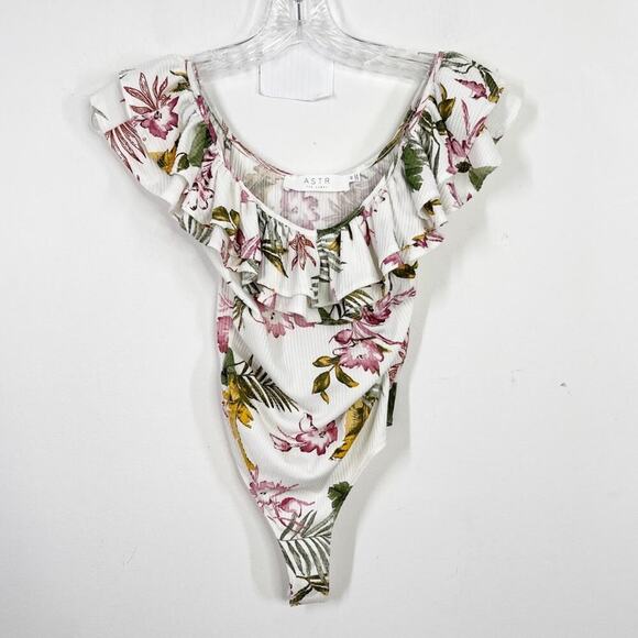 NWT ASTR THE LABEL Double Ruffle Ribbed Floral Bodysuit Sz. XS Cottagecore - Picture 3 of 4